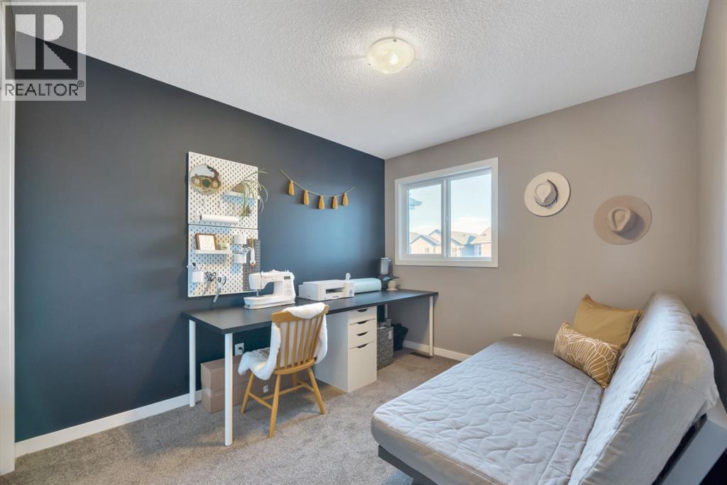 16 Legacy Reach Manor Se, Calgary, Alberta  T2X 2C3 - Photo 25 - A2275838