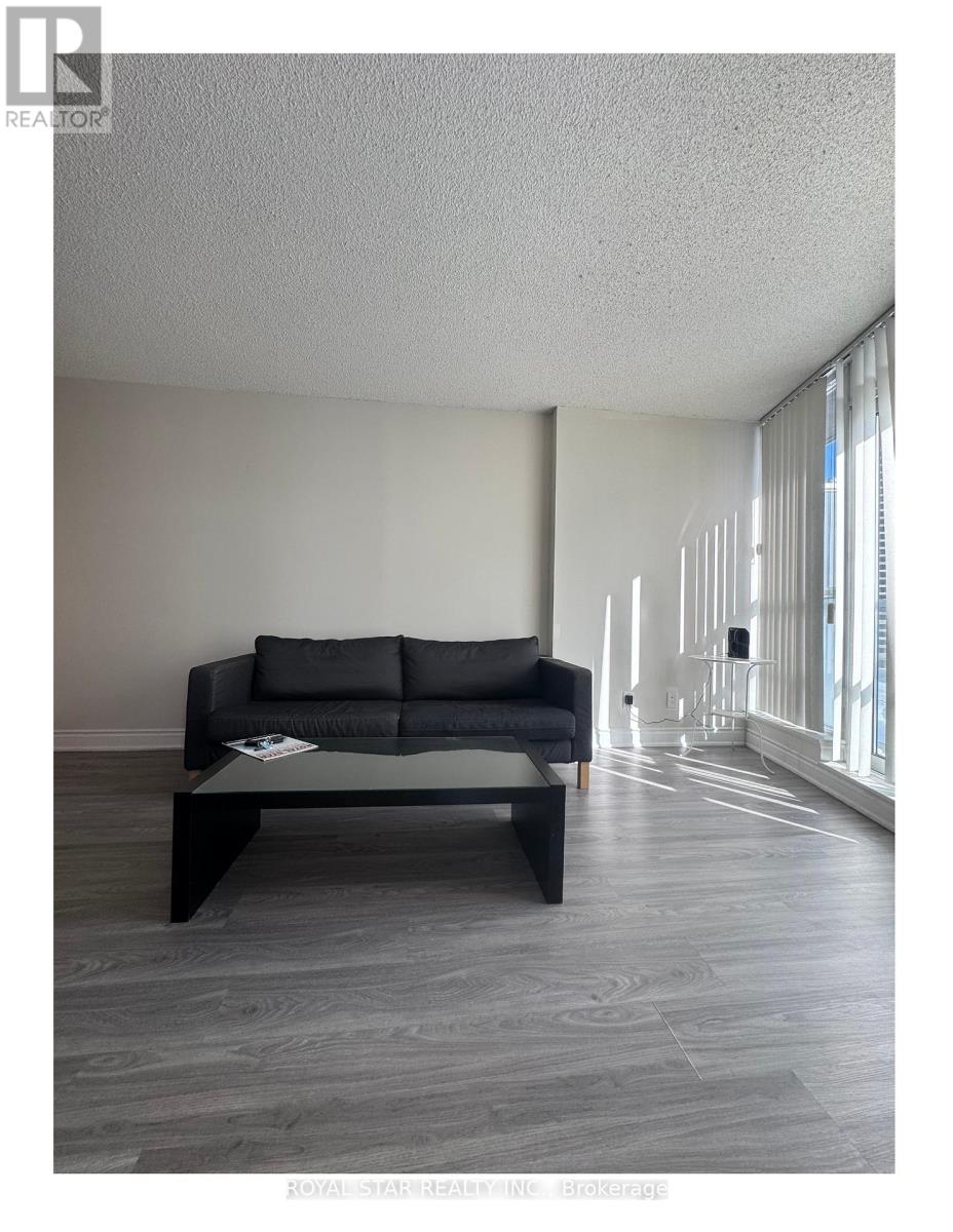 506 - 208 Queens Quay W, Toronto (Waterfront Communities), Ontario  M5J 2Y5 - Photo 2 - C12746244