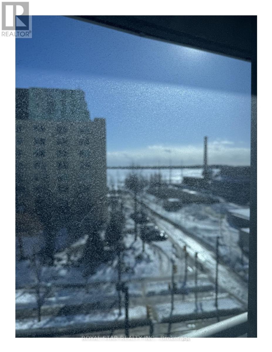 506 - 208 Queens Quay W, Toronto (Waterfront Communities), Ontario  M5J 2Y5 - Photo 4 - C12746244