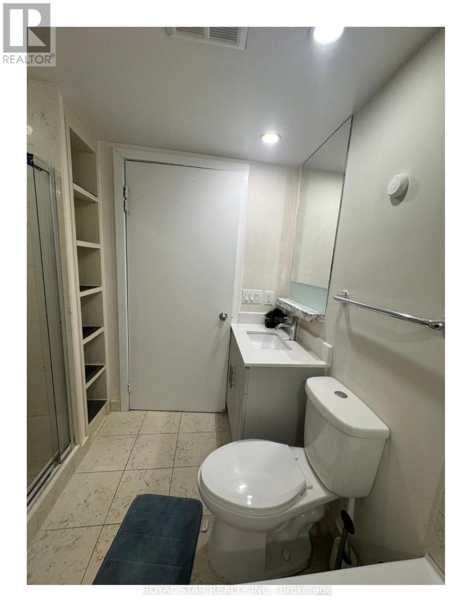 506 - 208 Queens Quay W, Toronto (Waterfront Communities), Ontario  M5J 2Y5 - Photo 7 - C12746244