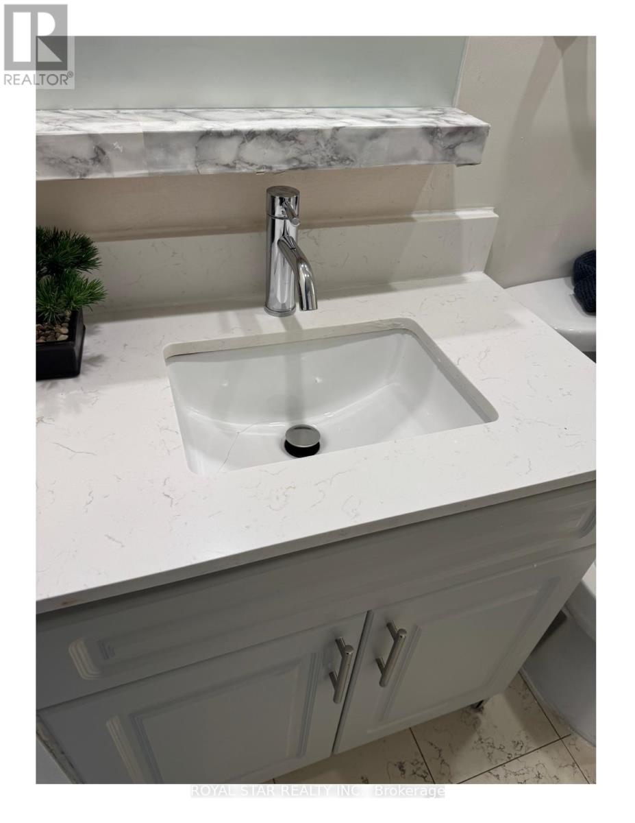 506 - 208 Queens Quay W, Toronto (Waterfront Communities), Ontario  M5J 2Y5 - Photo 9 - C12746244