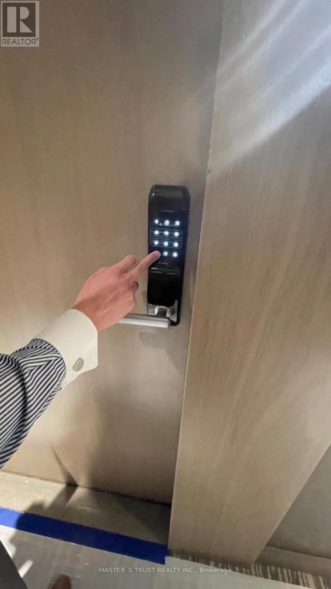 208 - 575 Bloor Street E, Toronto (North St. James Town), Ontario  M4W 0B2 - Photo 12 - C12746252