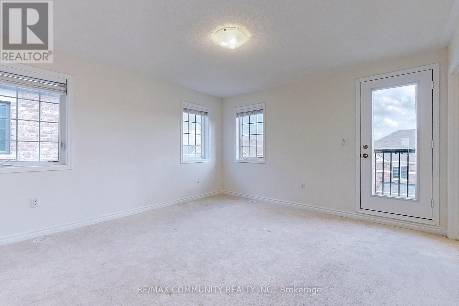 12 Fiesta Way, Whitby, Ontario  L1P 0H9 - Photo 18 - E12746290