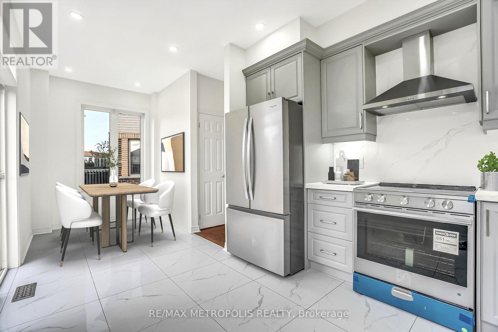 43 Horton Street, Ajax, Ontario  L1Z 1E3 - Photo 12 - E12746310