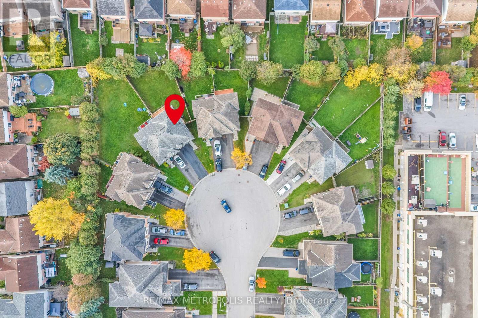 43 Horton Street, Ajax, Ontario  L1Z 1E3 - Photo 3 - E12746310