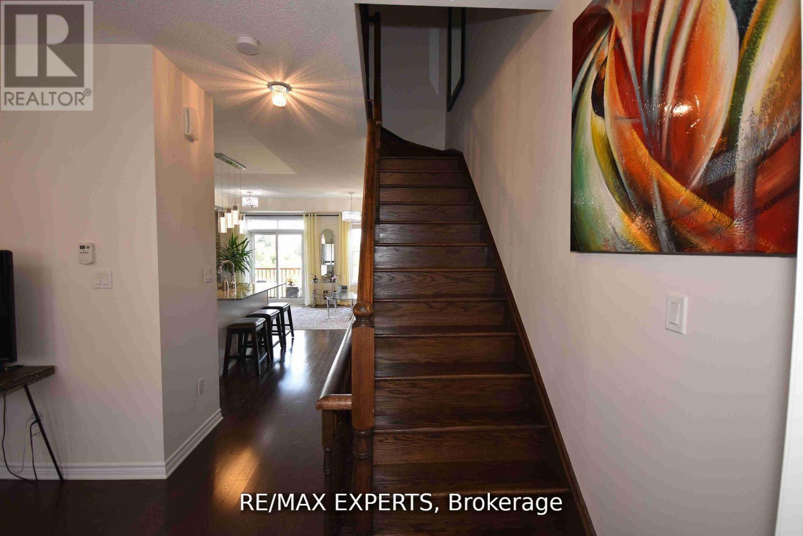 11 City Park Circle, Vaughan, Ontario  L4L 0H2 - Photo 9 - N12746236