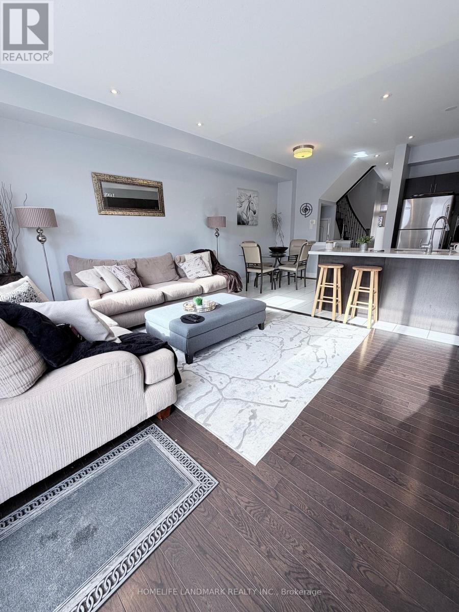 51 Truchard Avenue, Markham (Berczy), Ontario  L6C 0N2 - Photo 2 - N12746248