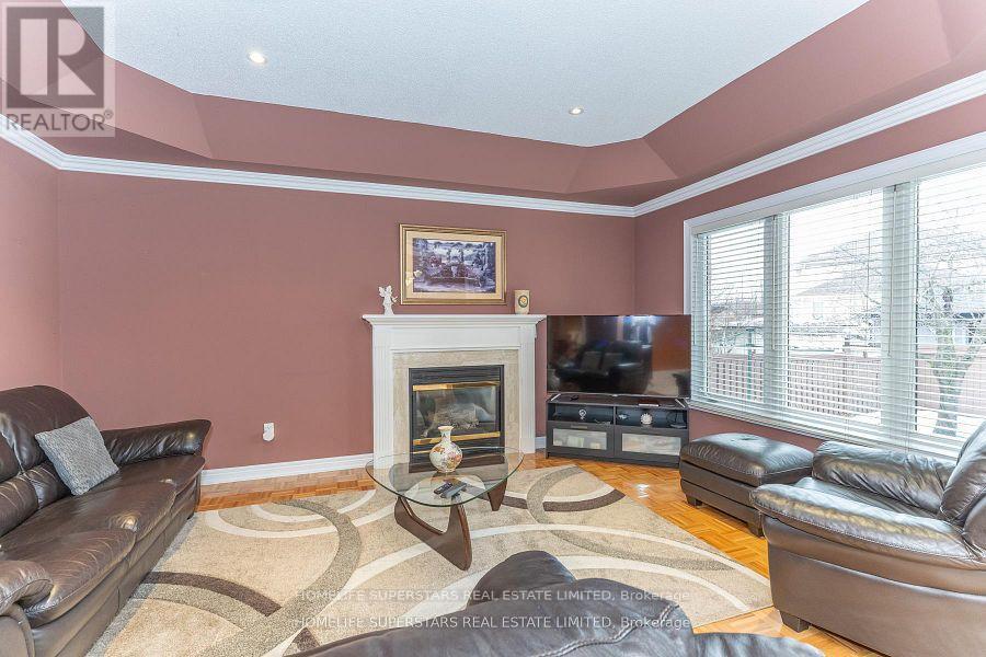 156 Novaview Crescent, Vaughan, Ontario  L4L 9L8 - Photo 15 - N12746320