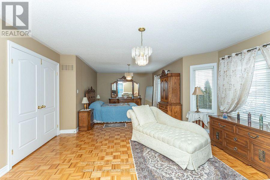 156 Novaview Crescent, Vaughan, Ontario  L4L 9L8 - Photo 24 - N12746320