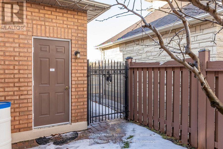 156 Novaview Crescent, Vaughan, Ontario  L4L 9L8 - Photo 49 - N12746320