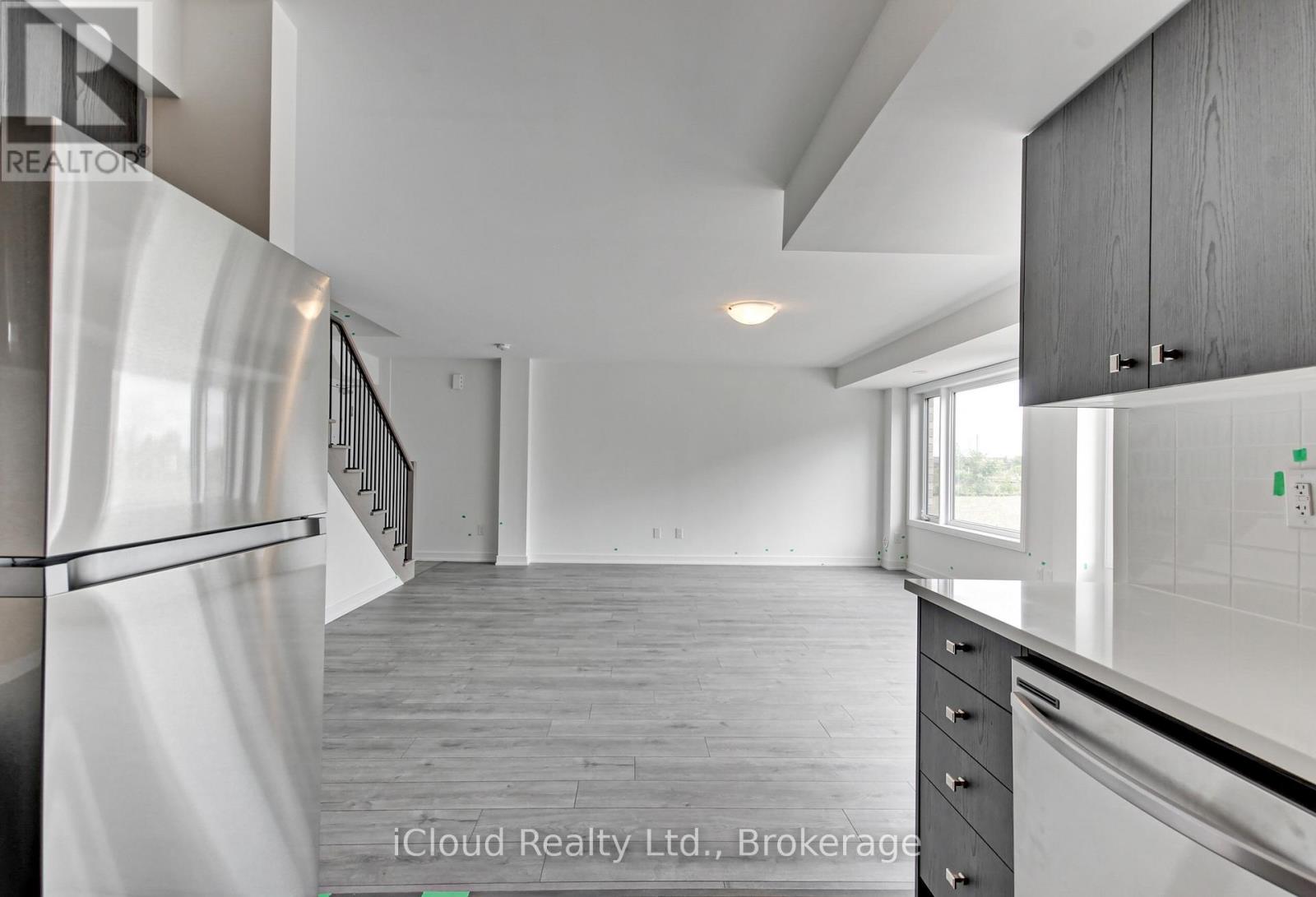 31 Appletree Lane, Barrie (Innis-Shore), Ontario  L9J 0P1 - Photo 18 - S12746250