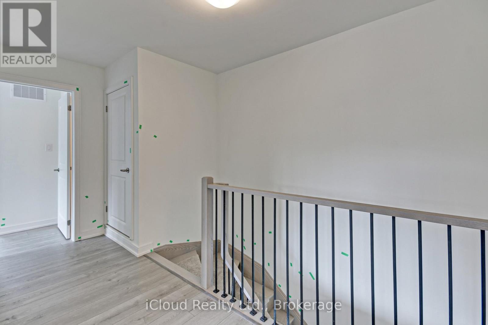 31 Appletree Lane, Barrie (Innis-Shore), Ontario  L9J 0P1 - Photo 25 - S12746250