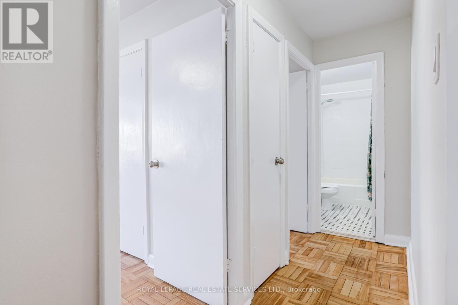 6 - 2846 Bloor Street W, Toronto (Kingsway South), Ontario  M8X 1A9 - Photo 10 - W12745190