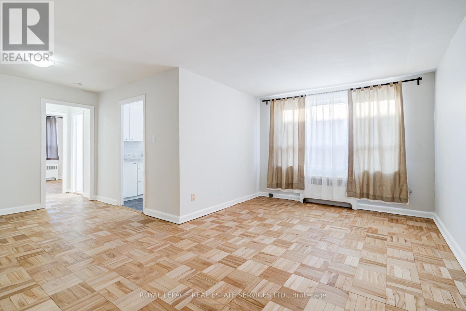 7 - 2844 Bloor Street, Toronto (Kingsway South), Ontario  M8X 1A9 - Photo 3 - W12745198