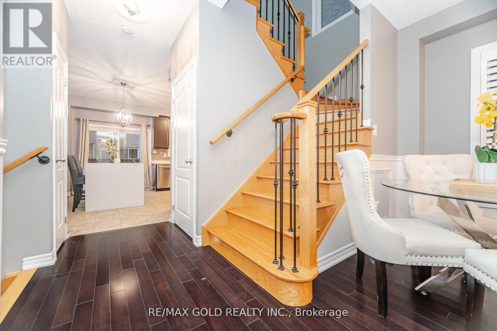 32 Daden Oaks Drive, Brampton, Ontario  L6P 3R8 - Photo 15 - W12746228