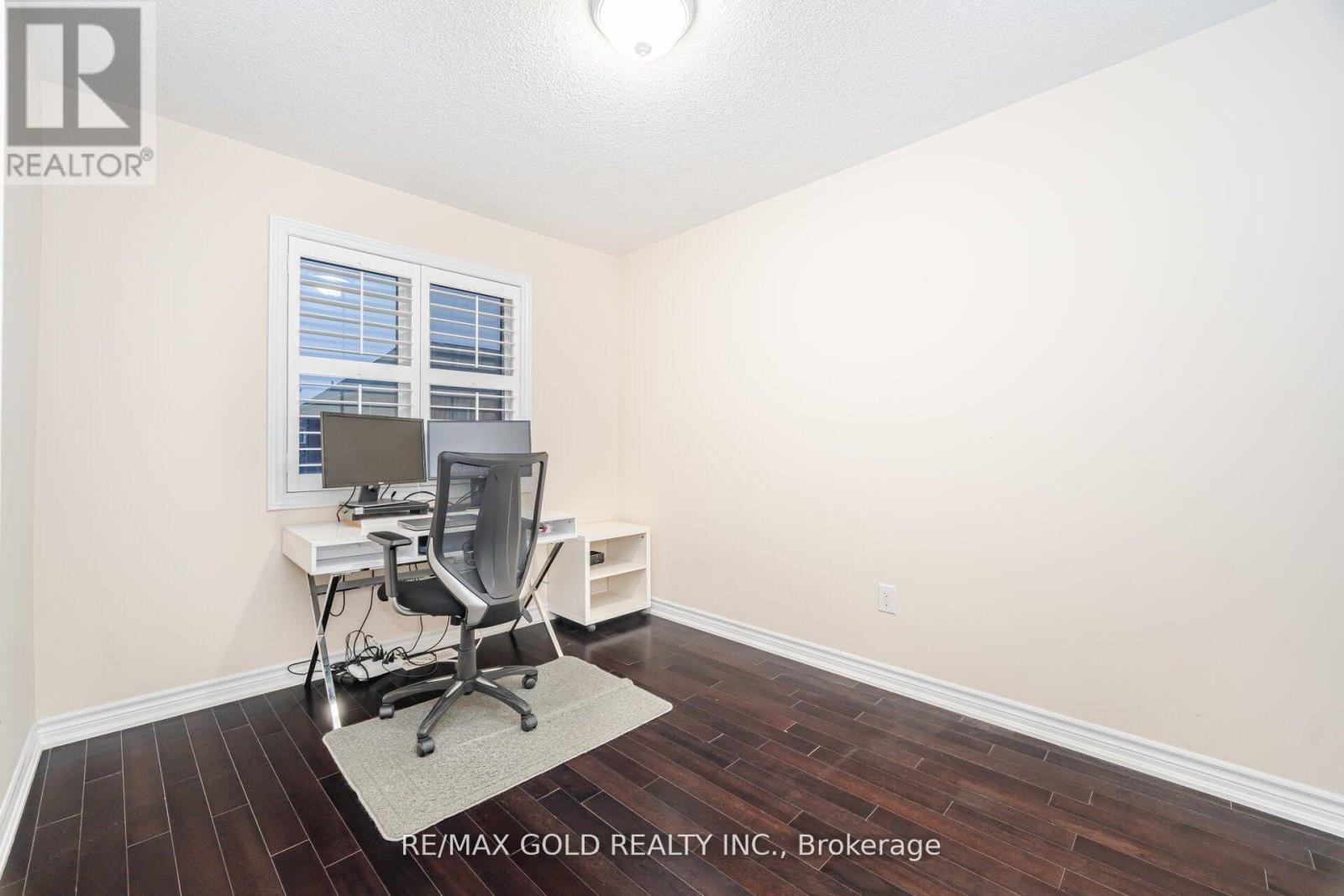 32 Daden Oaks Drive, Brampton, Ontario  L6P 3R8 - Photo 20 - W12746228