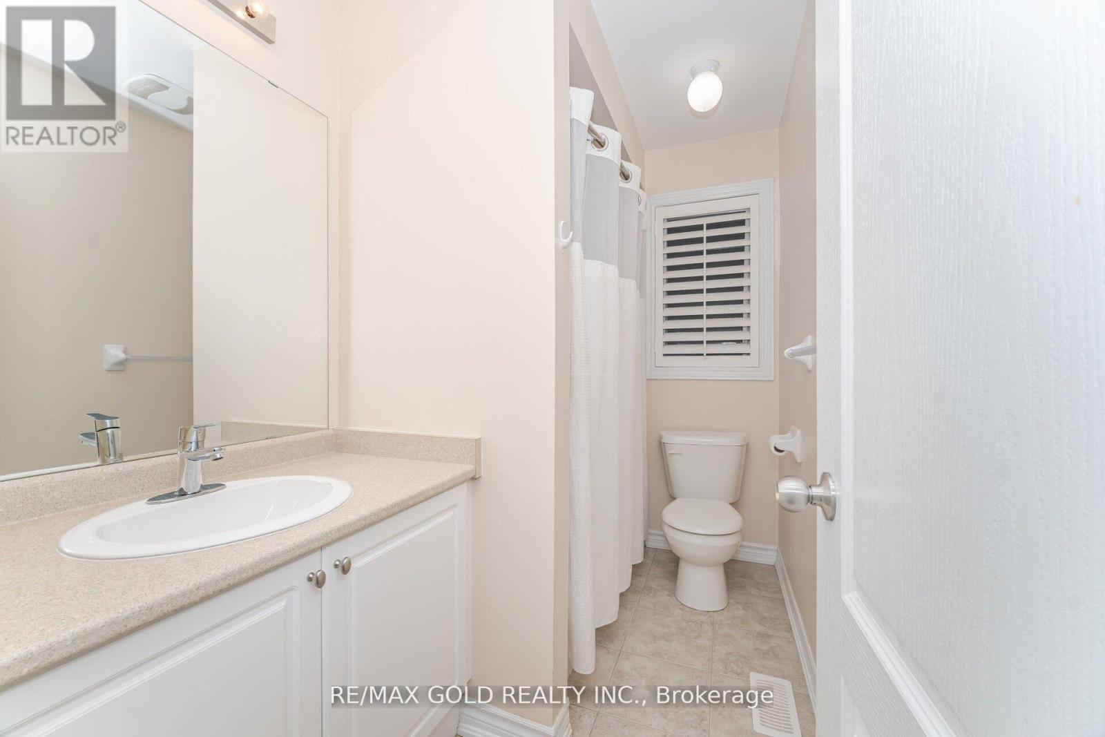 32 Daden Oaks Drive, Brampton, Ontario  L6P 3R8 - Photo 21 - W12746228