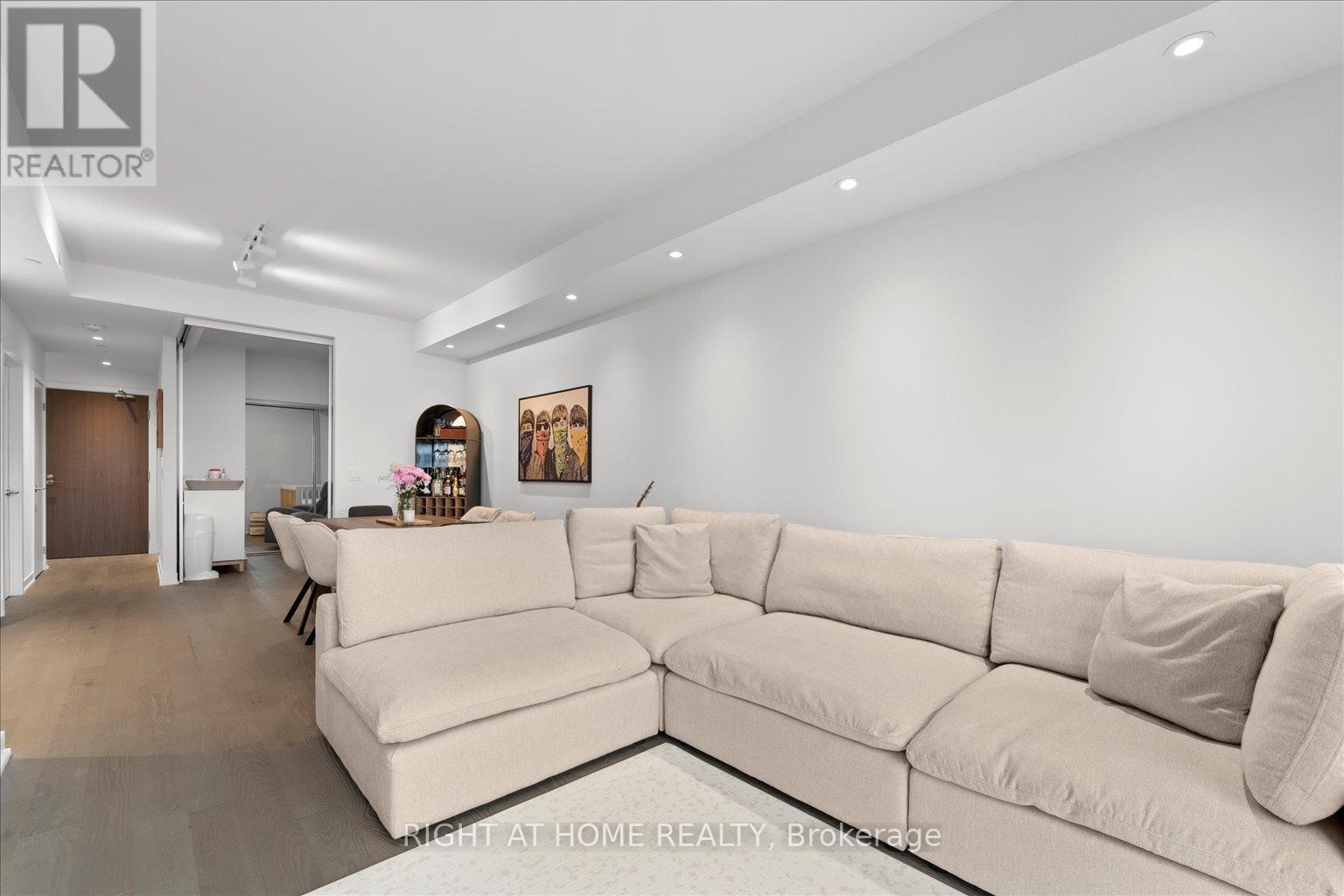 2011 - 1928 Lake Shore Boulevard W, Toronto (High Park-Swansea), Ontario  M6S 0B1 - Photo 7 - W12746230