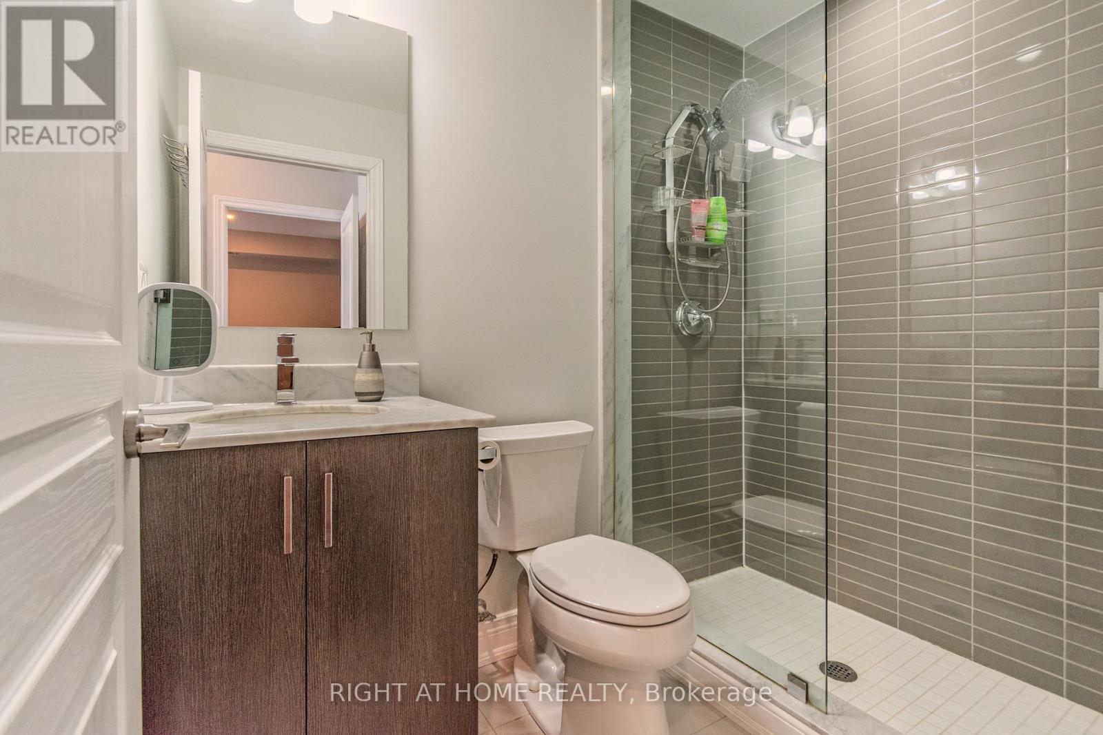 128 - 3170 Erin Mills Parkway, Mississauga (Erin Mills), Ontario  L5L 0B6 - Photo 10 - W12746294