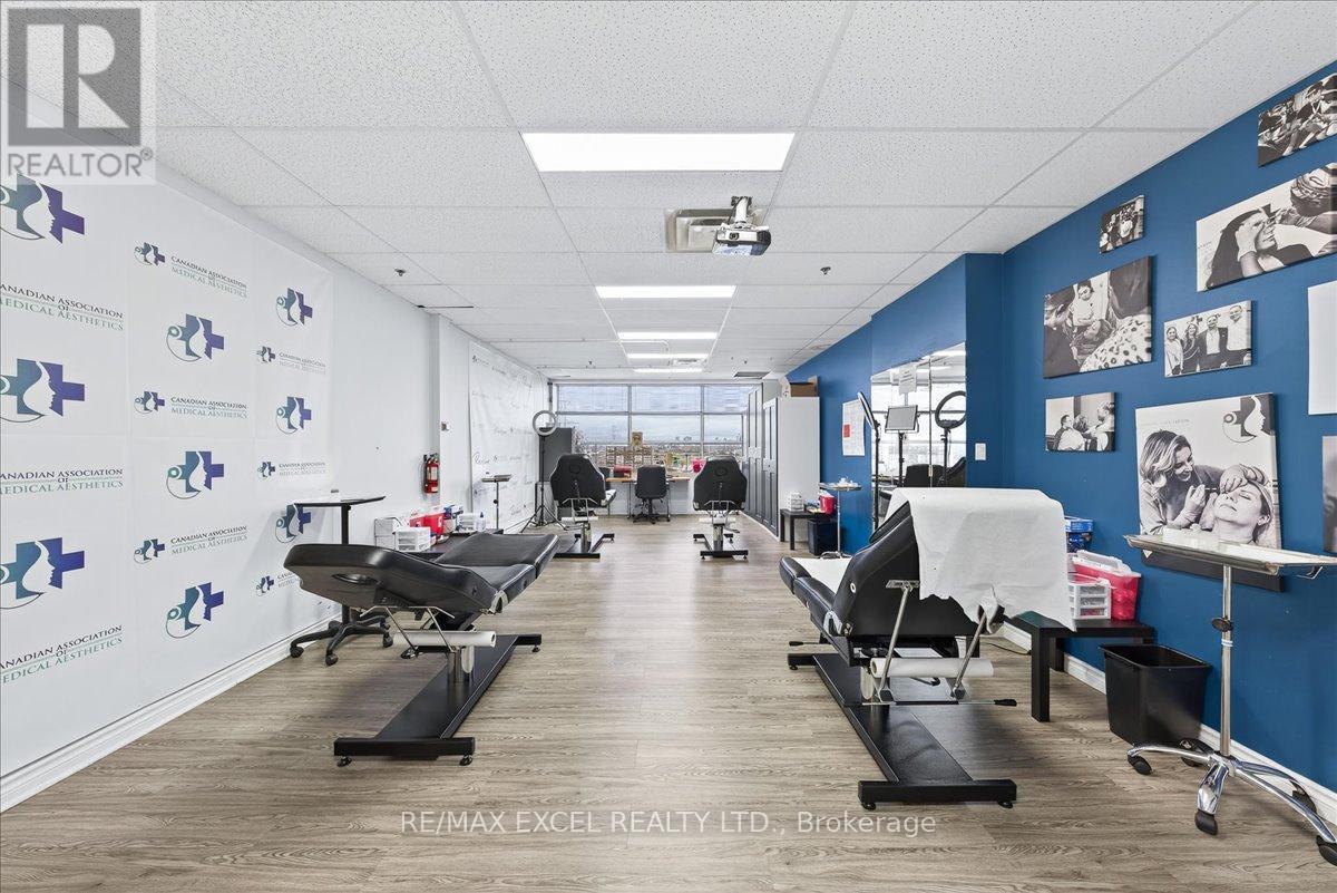 339 & 350 - 1550 South Gateway Road, Mississauga, Ontario  L4W 5G6 - Photo 30 - W12746306