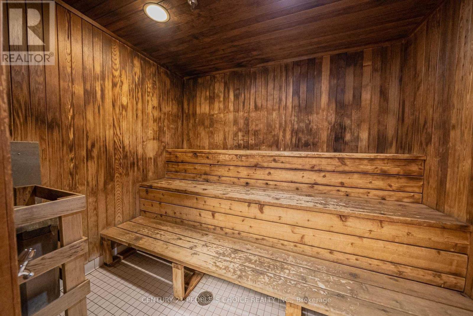 406 - 250 Webb Drive, Mississauga (City Centre), Ontario  L5B 3Z4 - Photo 11 - W12746318