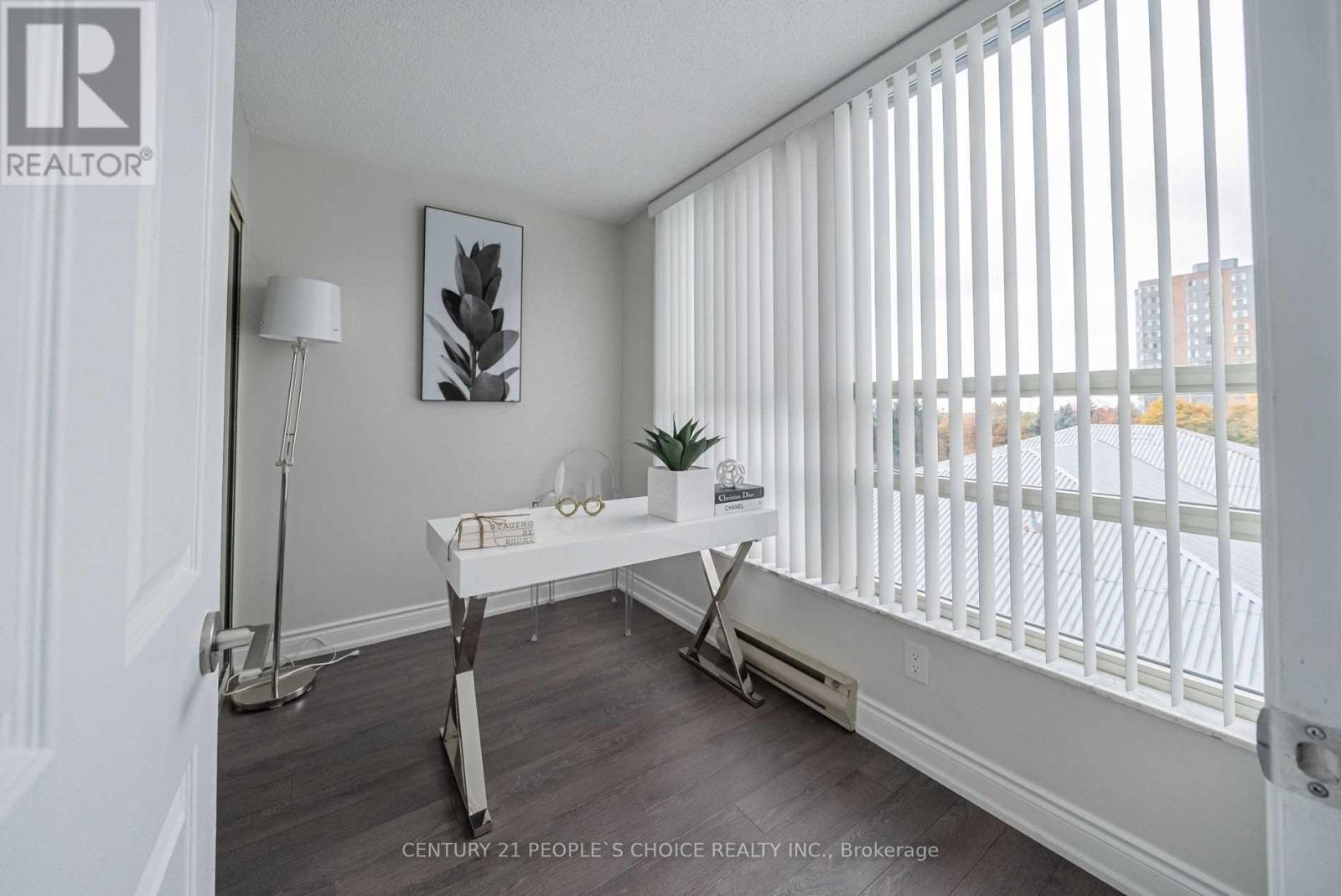 406 - 250 Webb Drive, Mississauga (City Centre), Ontario  L5B 3Z4 - Photo 7 - W12746318