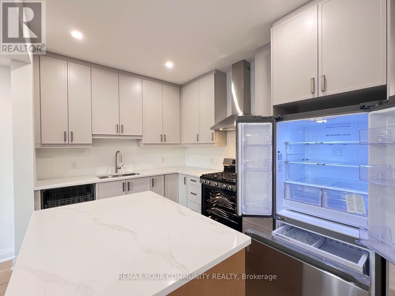 7453 Matteo Drive, Niagara Falls (Brown), Ontario  L2H 3T3 - Photo 15 - X12746264