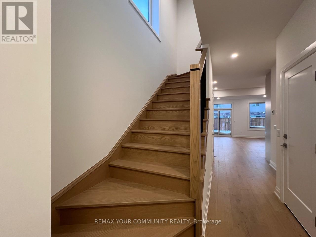 7453 Matteo Drive, Niagara Falls (Brown), Ontario  L2H 3T3 - Photo 22 - X12746264