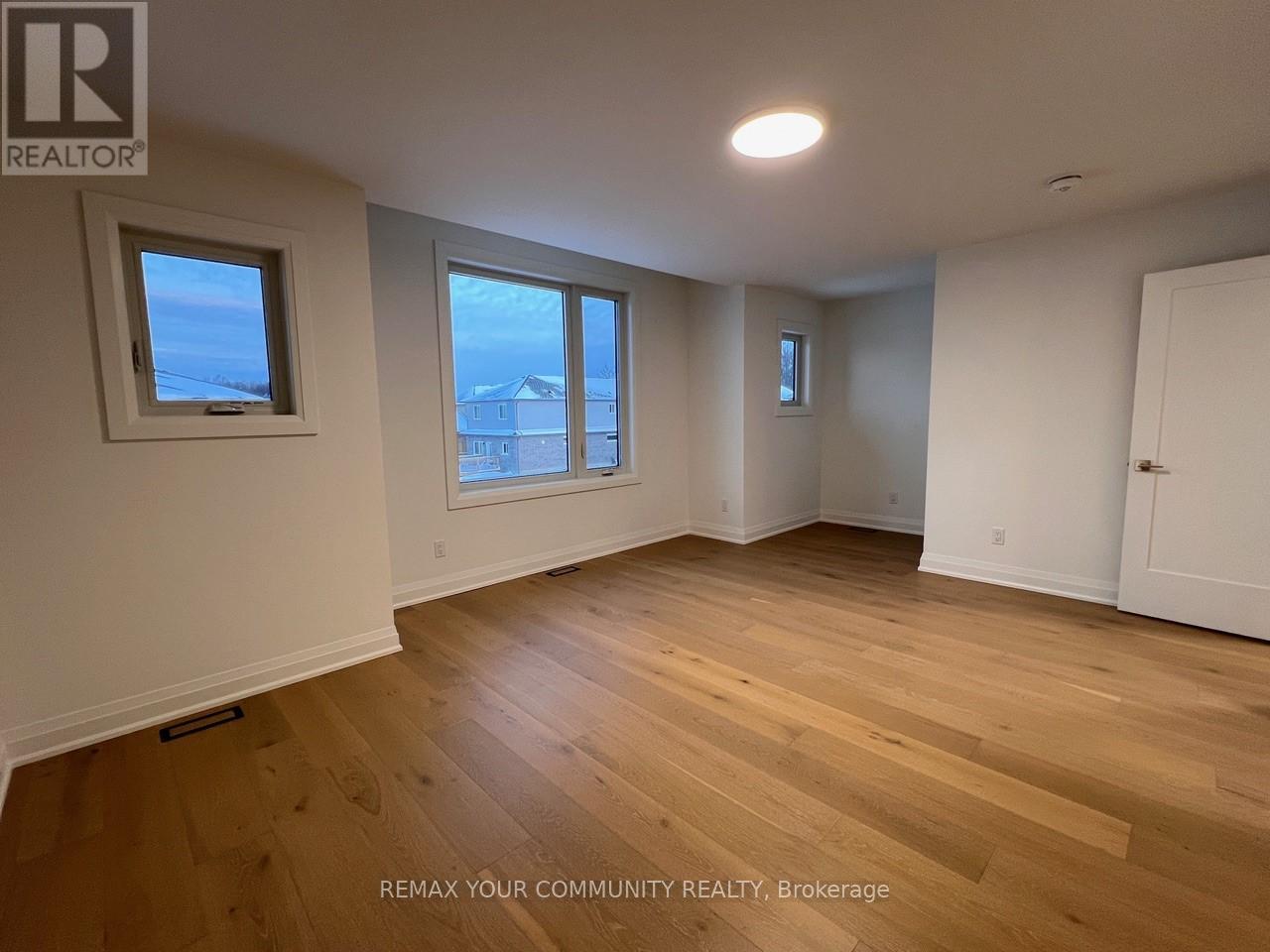 7453 Matteo Drive, Niagara Falls (Brown), Ontario  L2H 3T3 - Photo 25 - X12746264