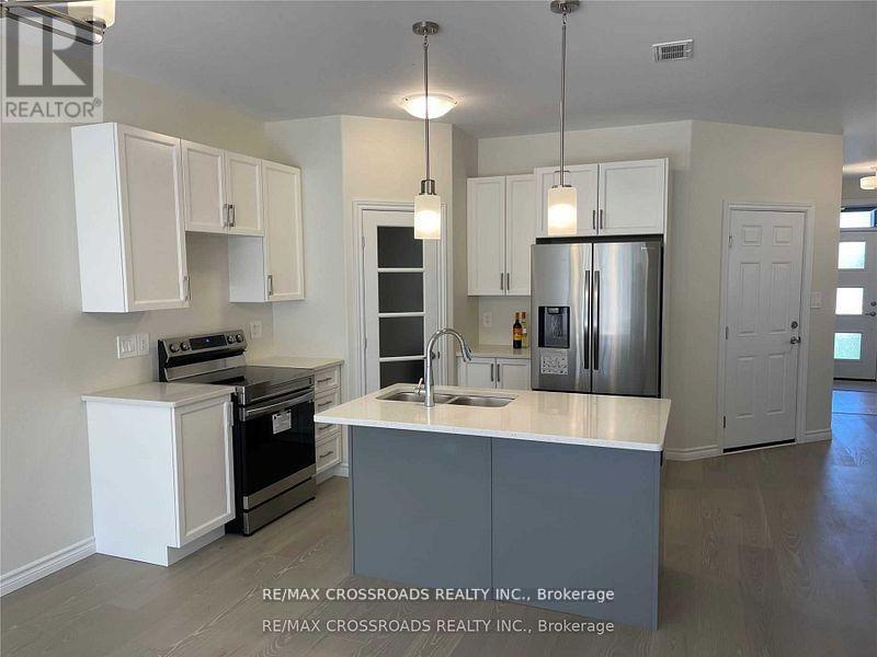 22 Athabaska Drive, Belleville, Ontario  K8N 0T2 - Photo 2 - X12746276