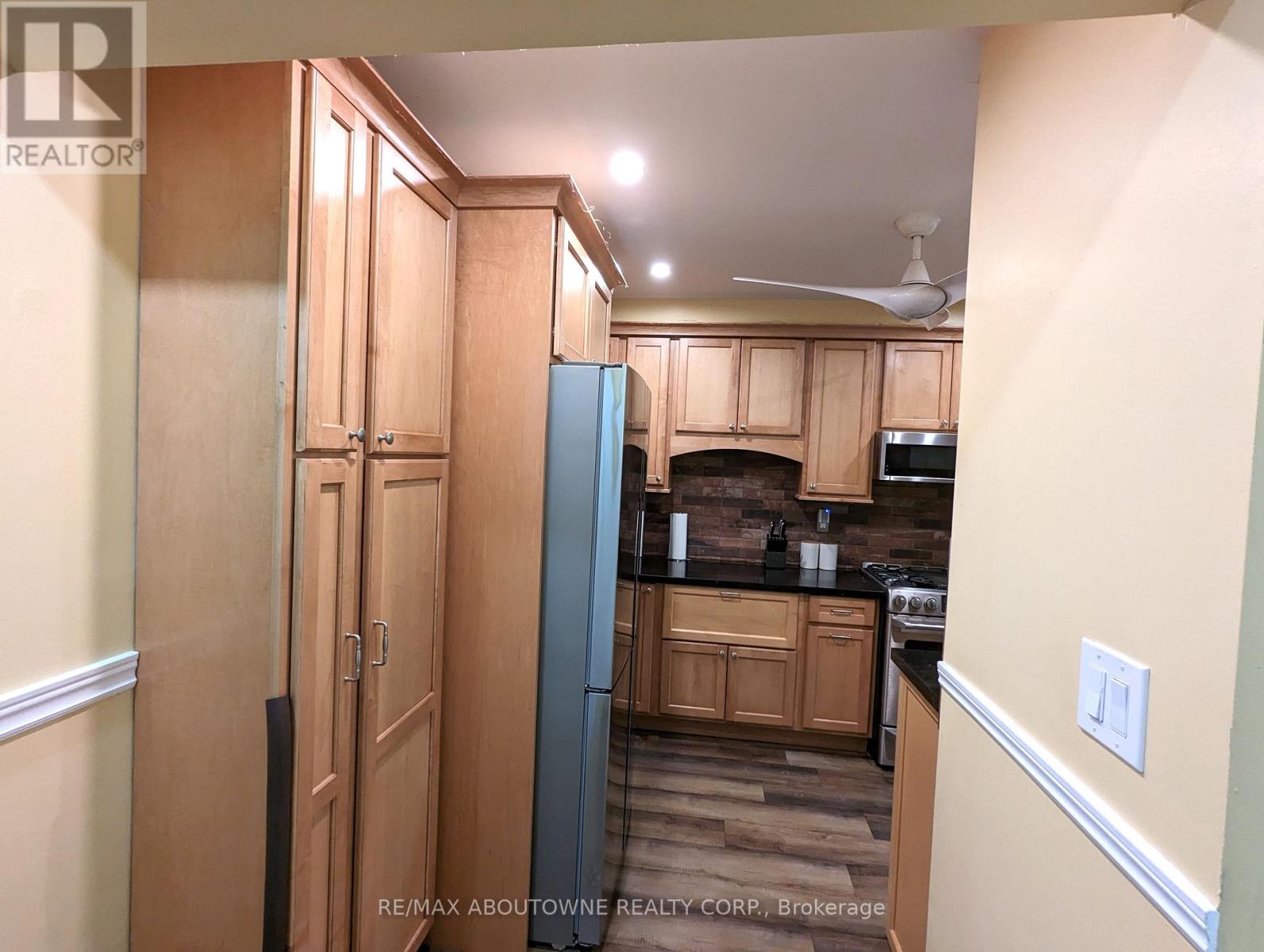 66 - 1 Royalwood Court, Hamilton (Stoney Creek), Ontario  L8E 4Y1 - Photo 16 - X12746312