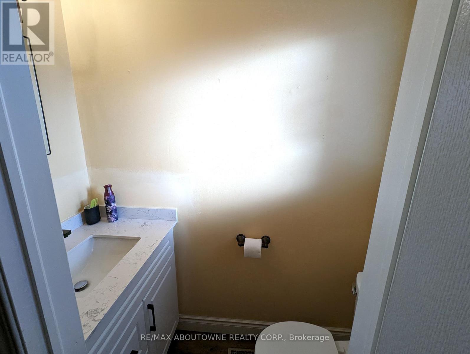 66 - 1 Royalwood Court, Hamilton (Stoney Creek), Ontario  L8E 4Y1 - Photo 34 - X12746312