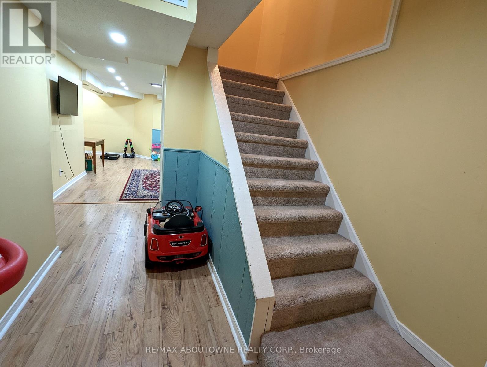 66 - 1 Royalwood Court, Hamilton (Stoney Creek), Ontario  L8E 4Y1 - Photo 36 - X12746312