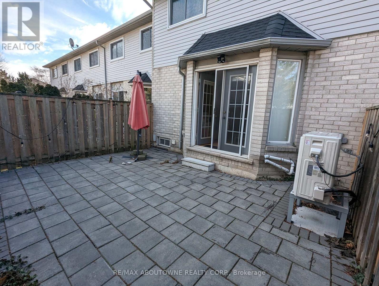 66 - 1 Royalwood Court, Hamilton (Stoney Creek), Ontario  L8E 4Y1 - Photo 41 - X12746312
