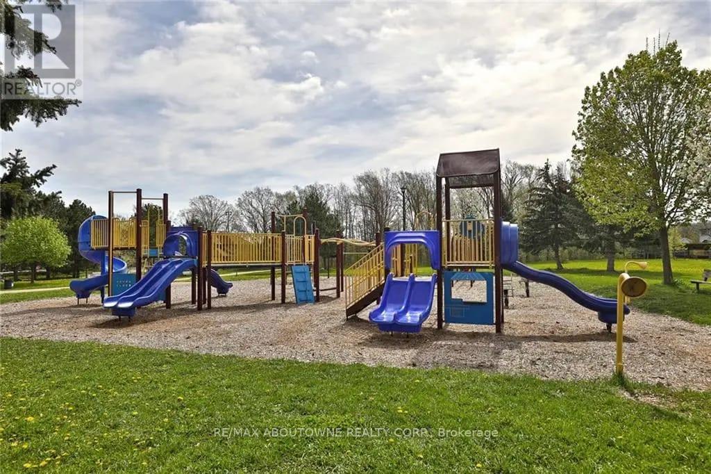 66 - 1 Royalwood Court, Hamilton (Stoney Creek), Ontario  L8E 4Y1 - Photo 45 - X12746312