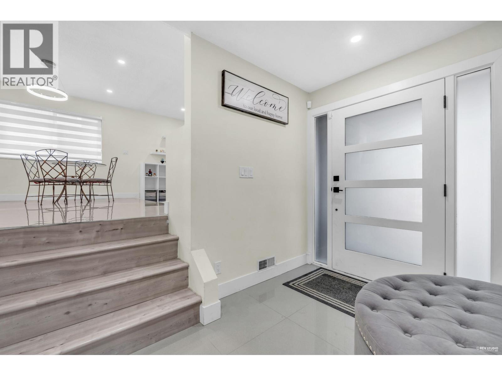 11280 Caravel Court, Richmond, British Columbia  V7E 4L2 - Photo 3 - R3081791