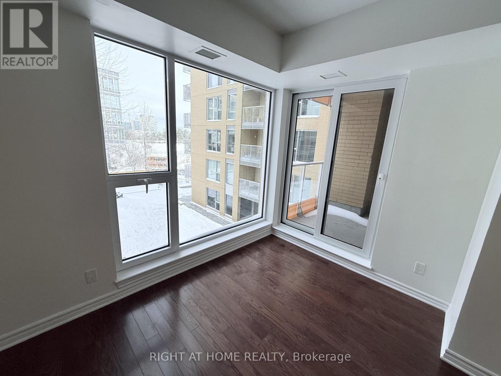 319 - 250 Lett Street, Ottawa, Ontario  K1R 0A8 - Photo 12 - X12746372