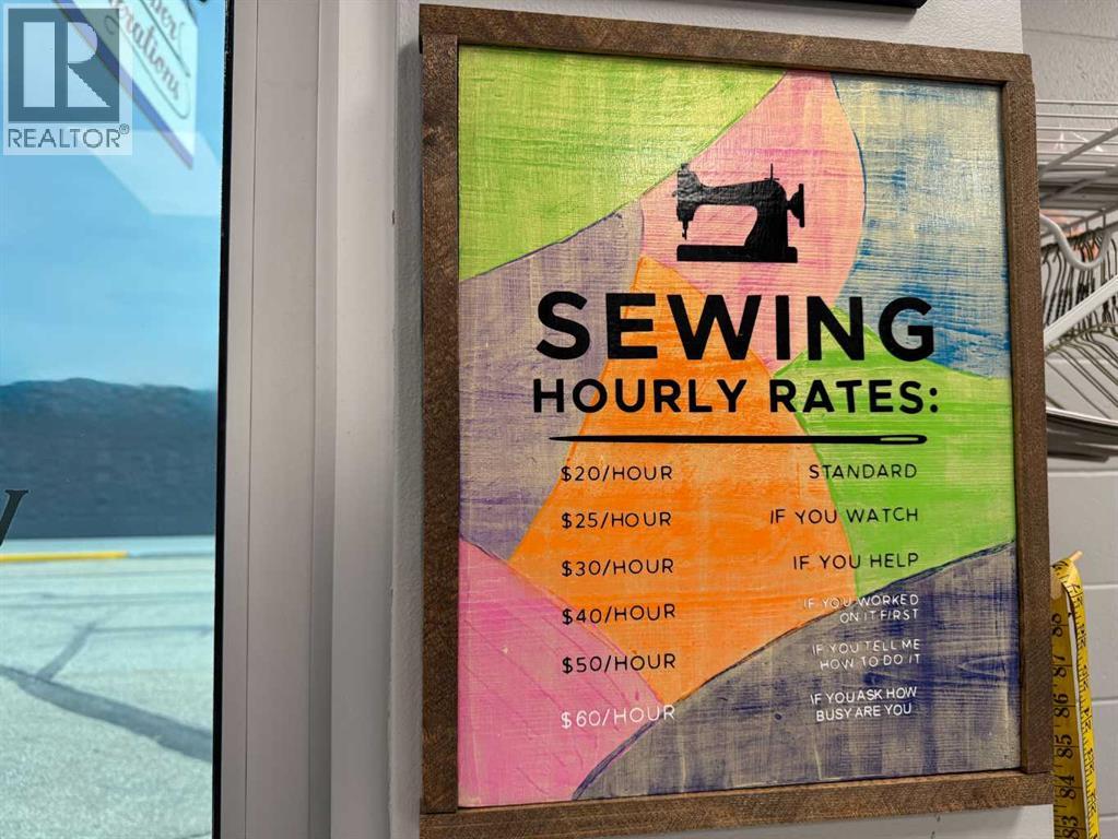 4, 4902 50 Street, Ponoka, Alberta  T4J 1J5 - Photo 6 - A2241050