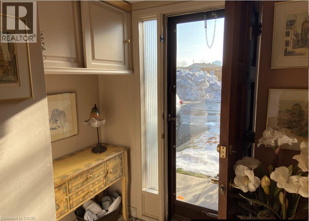 3395 Cliff Road N Unit# 38, Mississauga, Ontario  L5A 3M7 - Photo 2 - 40802124