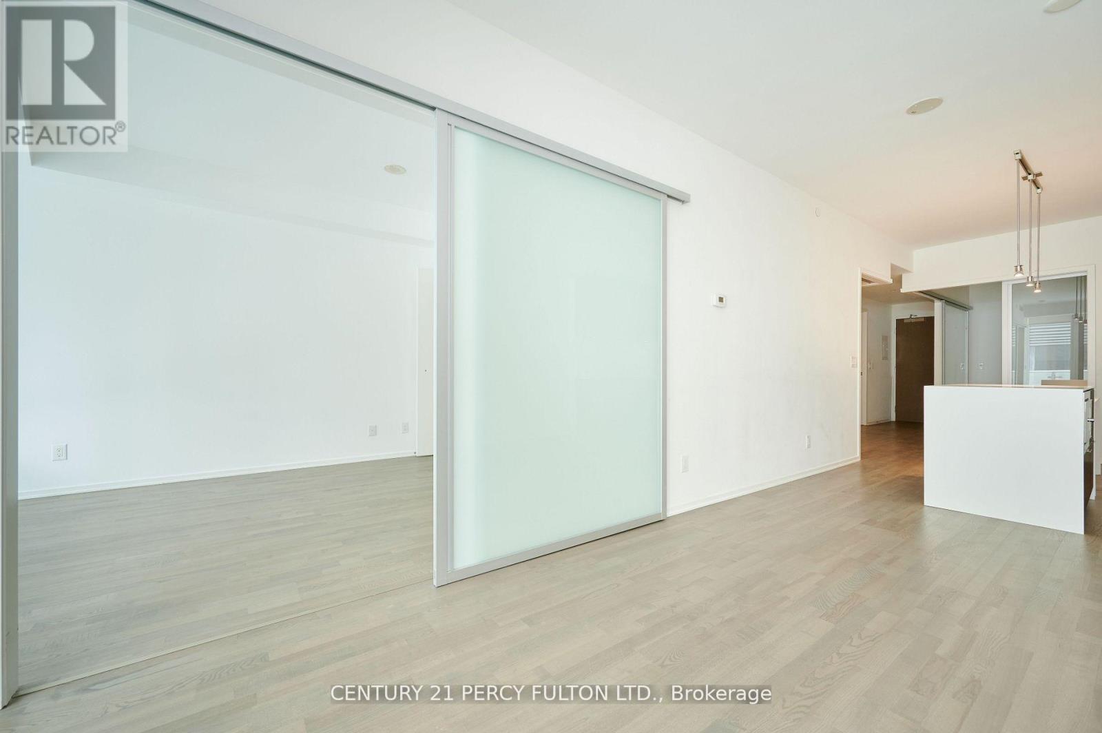#313 - 1 Bloor Street E, Toronto, Ontario  M4W 0A8 - Photo 11 - C12746336