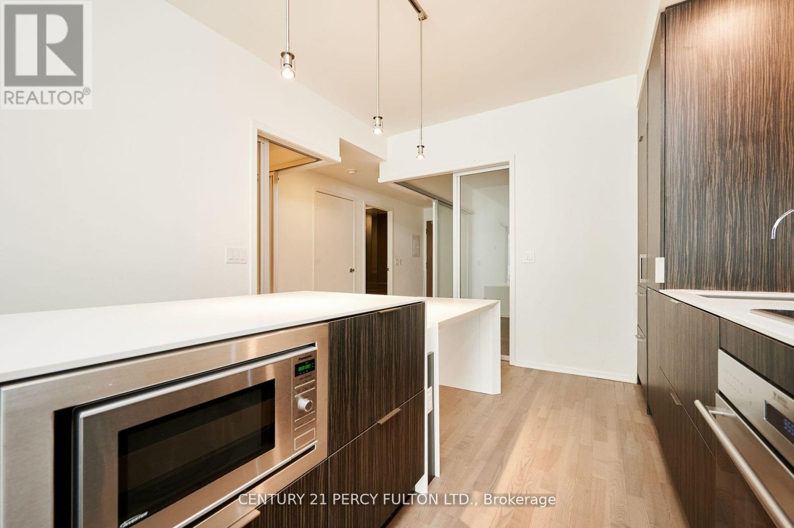 #313 - 1 Bloor Street E, Toronto, Ontario  M4W 0A8 - Photo 8 - C12746336