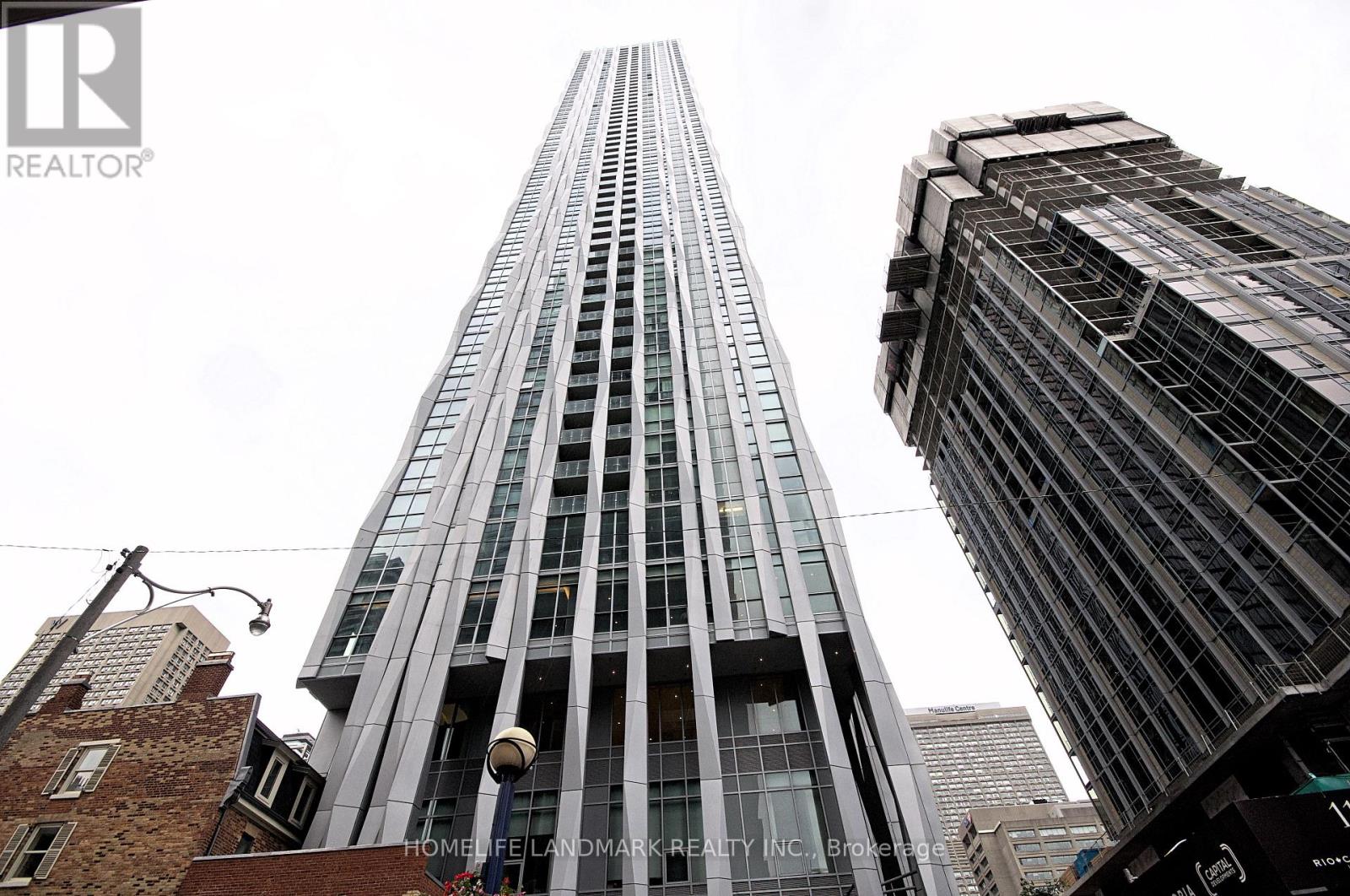 1902 - 1 YORKVILLE AVENUE, Toronto, Ontario