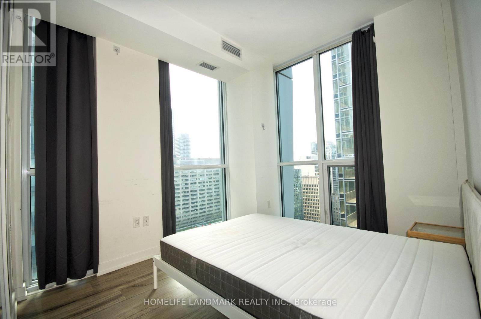 1902 - 1 Yorkville Avenue, Toronto, Ontario  M4W 1L1 - Photo 16 - C12746354