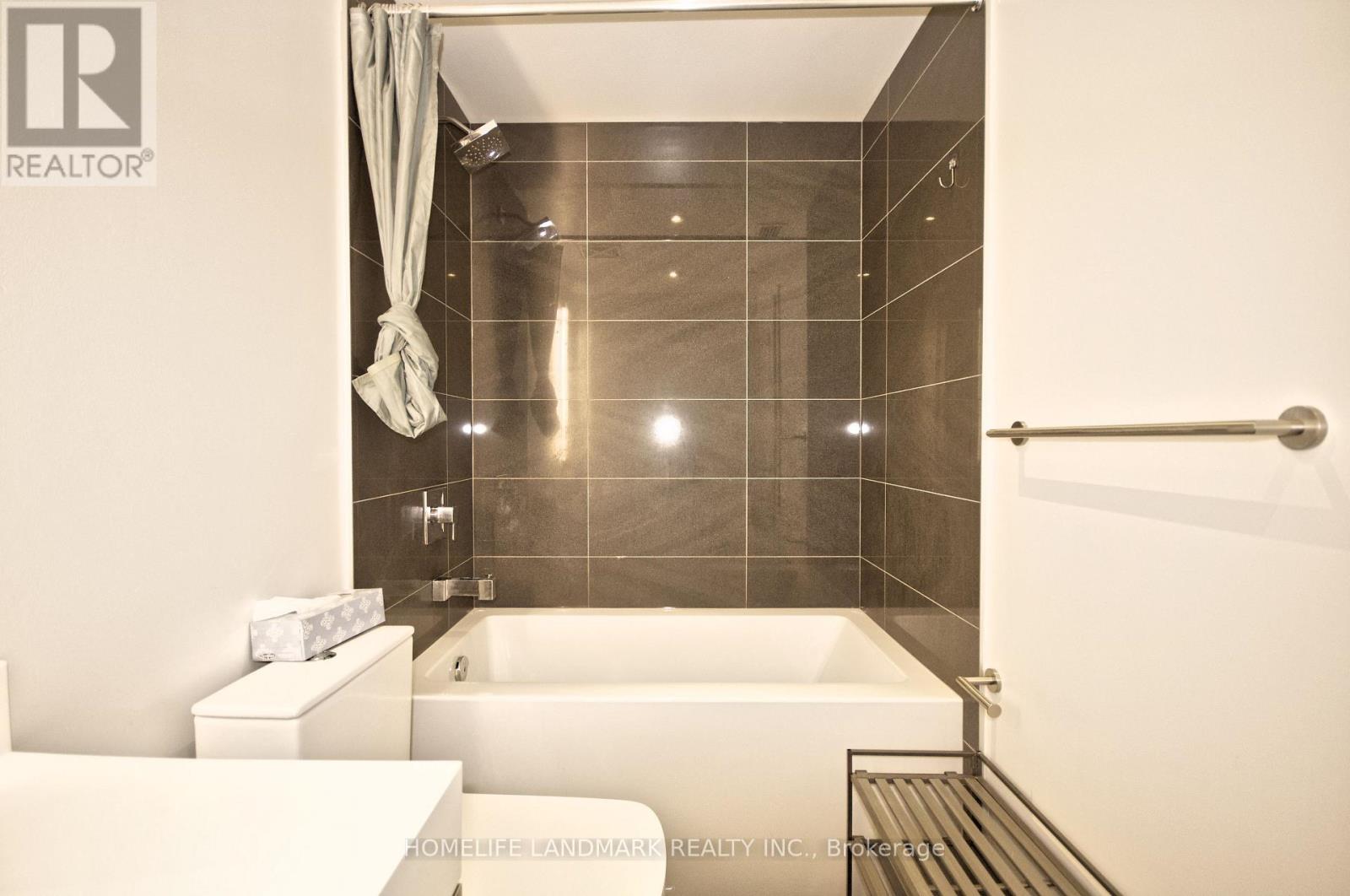 1902 - 1 Yorkville Avenue, Toronto, Ontario  M4W 1L1 - Photo 21 - C12746354