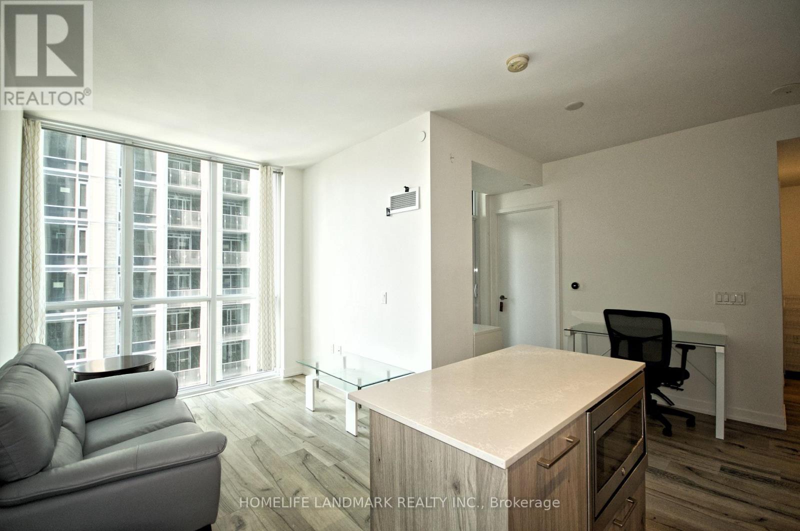 1902 - 1 Yorkville Avenue, Toronto, Ontario  M4W 1L1 - Photo 7 - C12746354