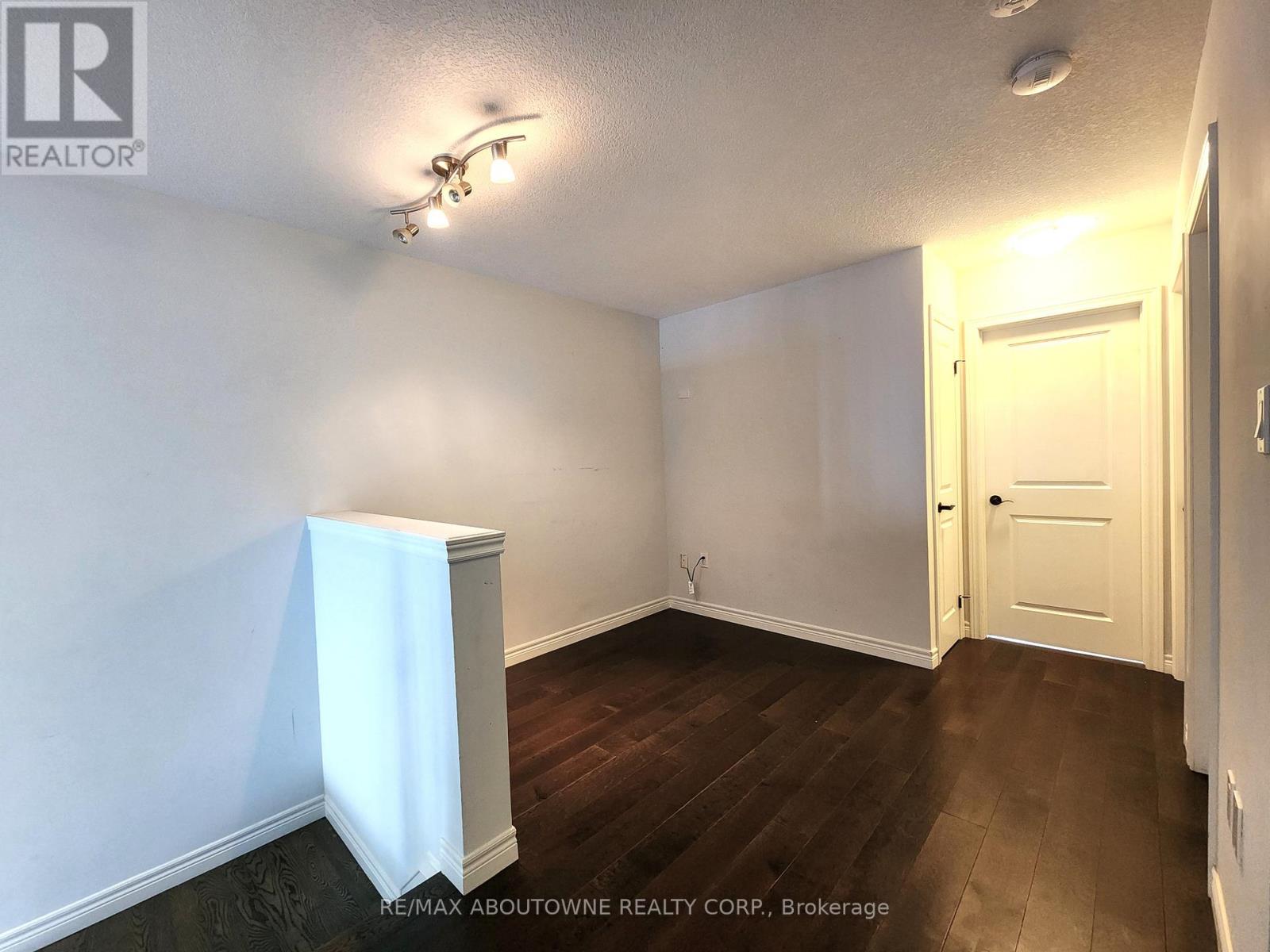 265 Pumpkin Pass, Hamilton (Binbrook), Ontario  L0R 1C0 - Photo 13 - X12745616