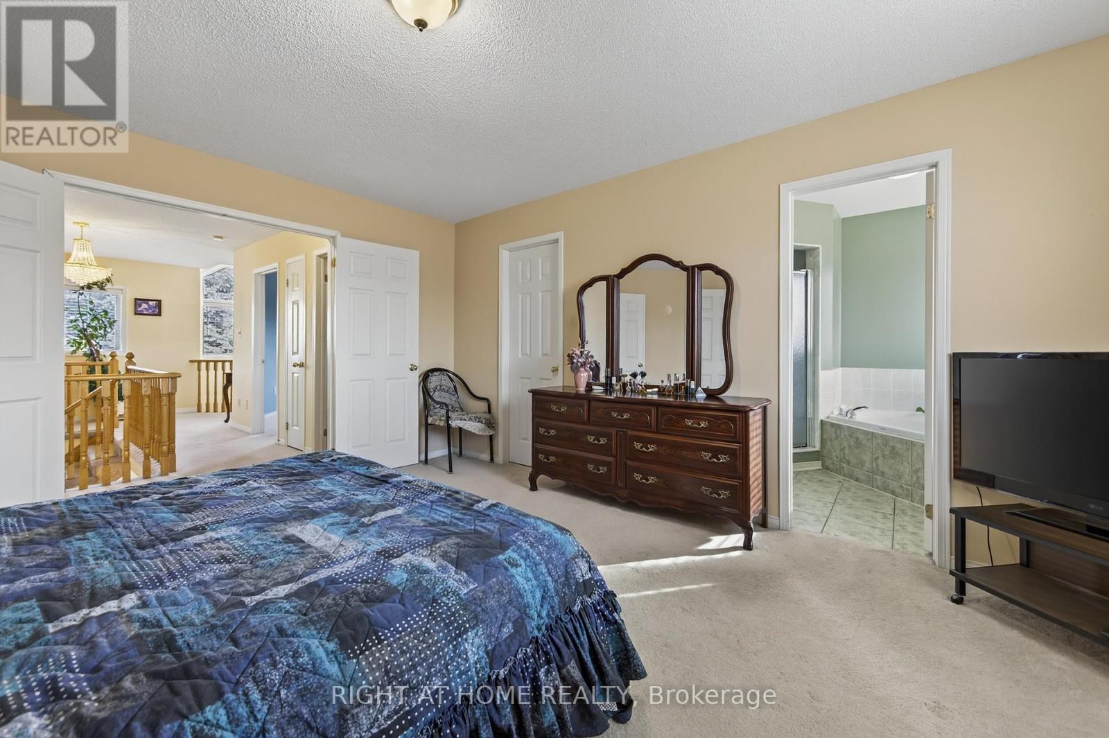 1338 Vincent Crescent, Innisfil, Ontario  L9S 1Z8 - Photo 11 - N12746342