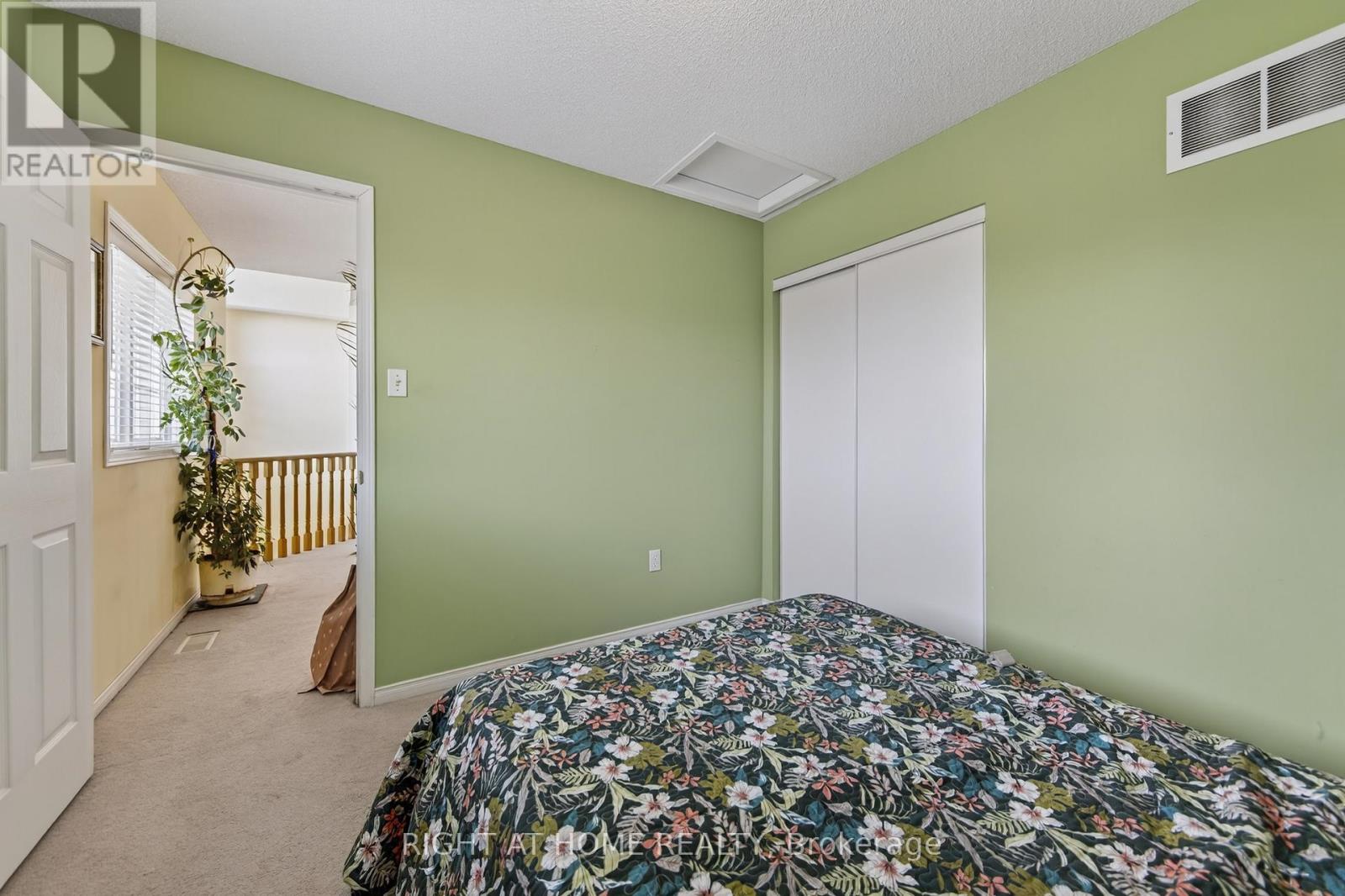 1338 Vincent Crescent, Innisfil, Ontario  L9S 1Z8 - Photo 17 - N12746342