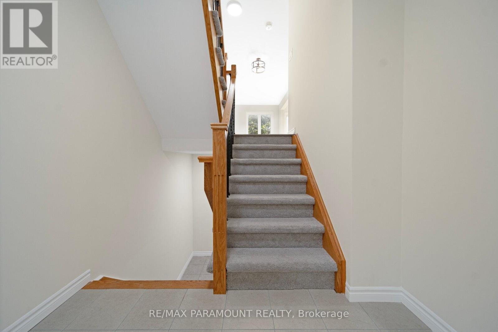 37 - 1575 South Parade Court, Mississauga, Ontario  L5M 6E9 - Photo 6 - W12746338