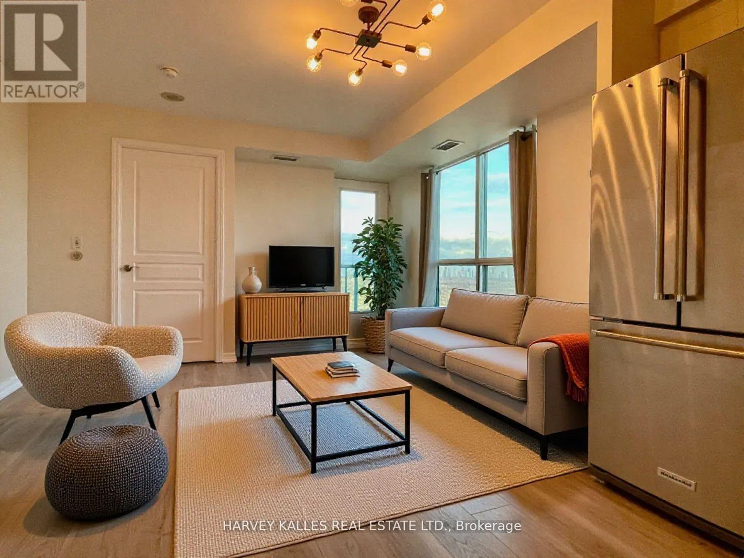 1704 - 2545 Erin Centre Boulevard, Mississauga, Ontario  L5M 6Z9 - Photo 6 - W12746350